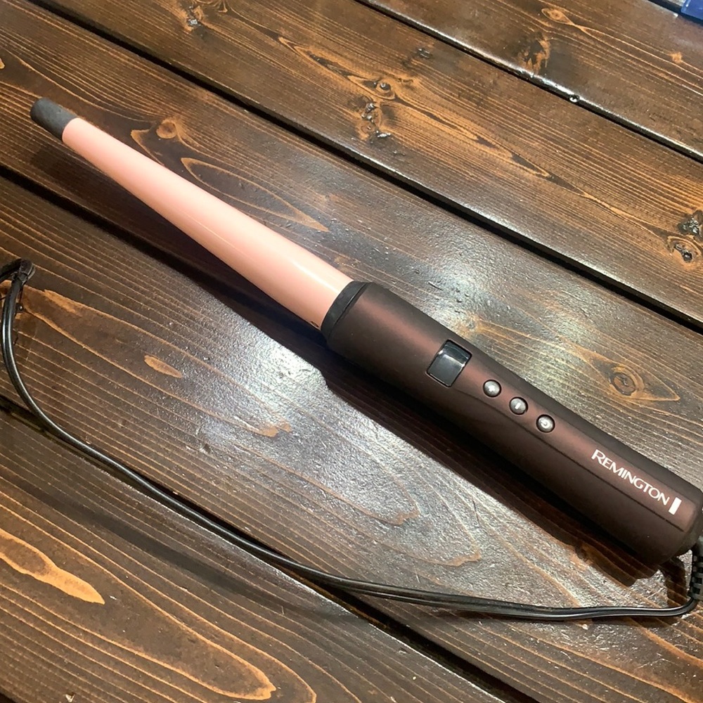 Remington Curling Wand - Used Once.